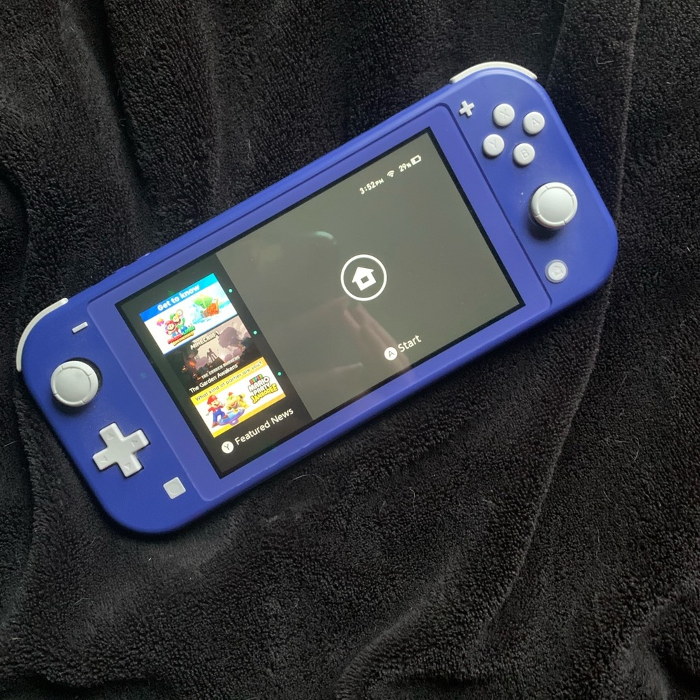 Blue Switch Lite Like New